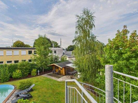 Blick vom Balkon 1 OG