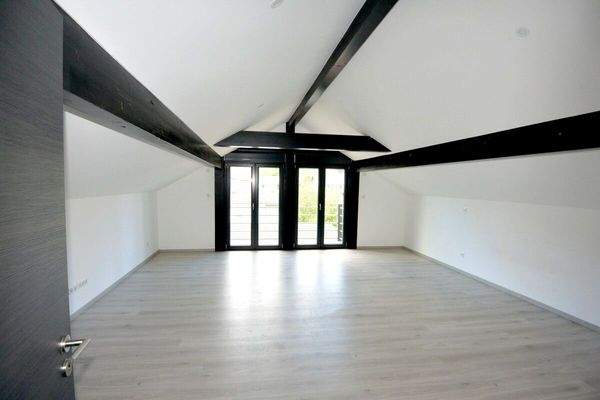 41  sehr großes Schlafzimmer