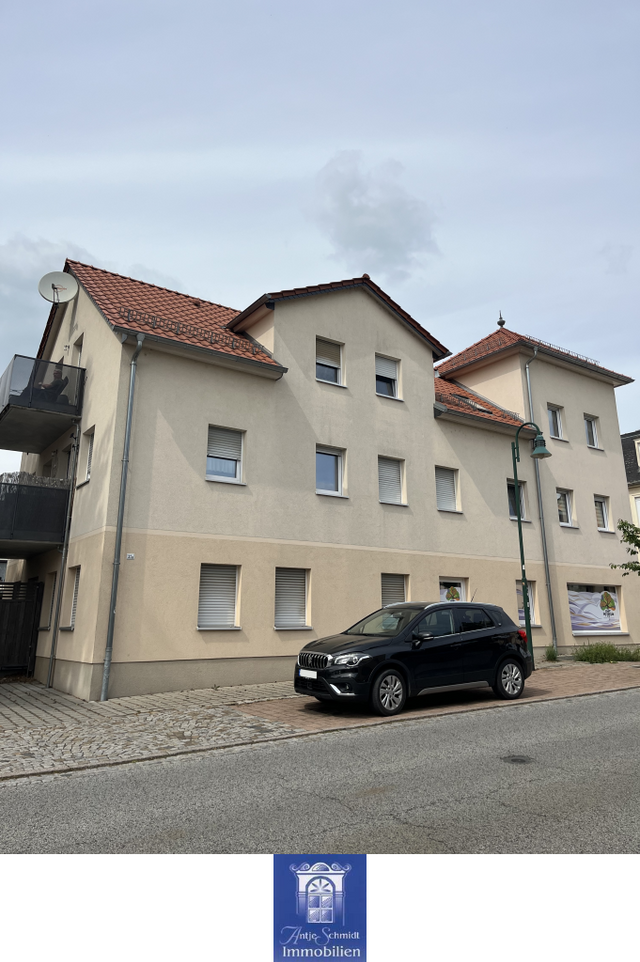 Verlockende Familienwohnung mit Balkon! Tageslichtbad! - Foto 1
