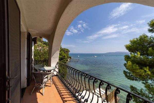 Villa-in-vendita-a-Porto-Santo-Stefano60.jpeg