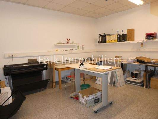 Einzelbüro, Personalraum, Lagerfläche