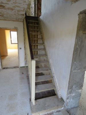 Holztreppe ins DG 