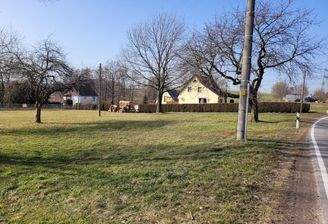 Die Grundstücke Richtung Ortsausgangsschild Bühlau