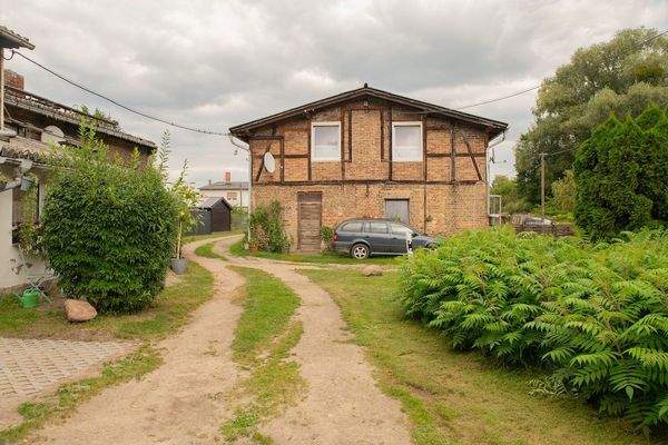 5 Wohnhaus Haus 3 Giebelseite