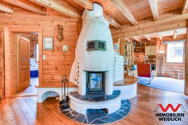 Grundofen im Wohn-Essbereich