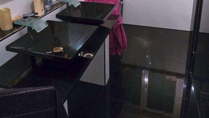 Gemauerter Waschtisch 1,20 m