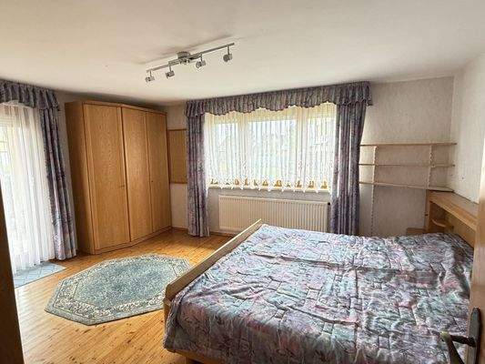 Schlafzimmer mit Terrasse - EG