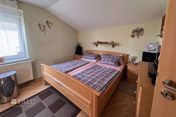 Schlafzimmer im OG - separate Wohneinheit