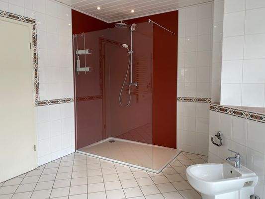 2.OG Badezimmer_Dusche