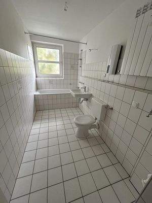 20251014_122827349_iOS