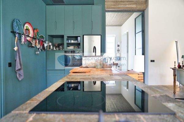 078f25e0743d4be5b2c382e0cceed8db-original