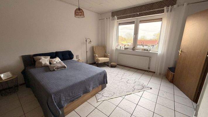 Erdgeschoss: Schlafzimmer 