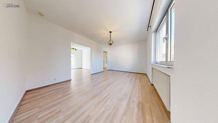 Wohnzimmer/Esszimmer - EG