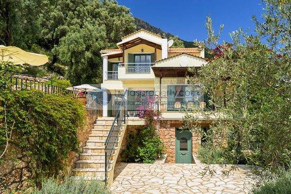 c93bd9d8dc934e8fb4d725eabd1630bf-original