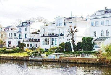 Stuttgart am Neckarufer