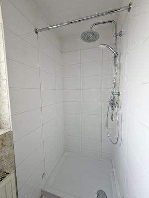Dusche.jpg