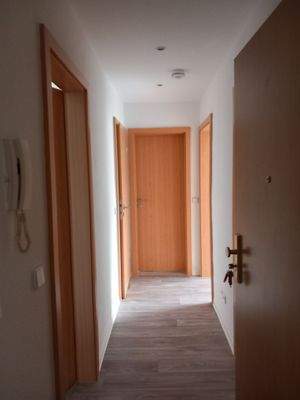 Löbnitzer Straße 6 1. OG links Flur