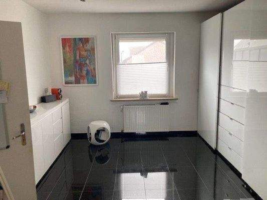 begehbarer Kleiderschrank 