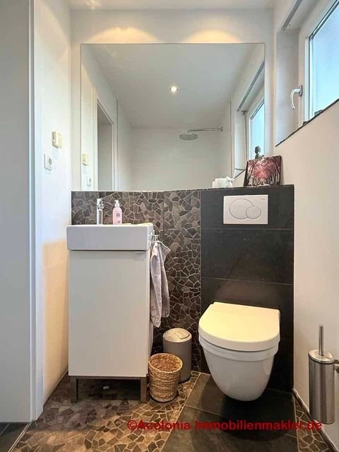 Gäste WC im EG mit Dusche
