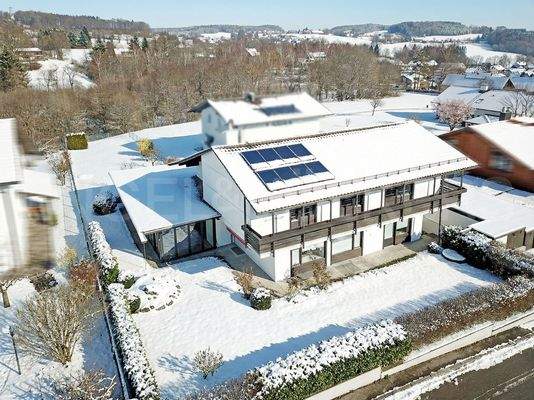 Außenansicht (Schnee - KI)