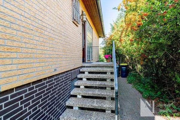 Aufgang zum Hauseingang