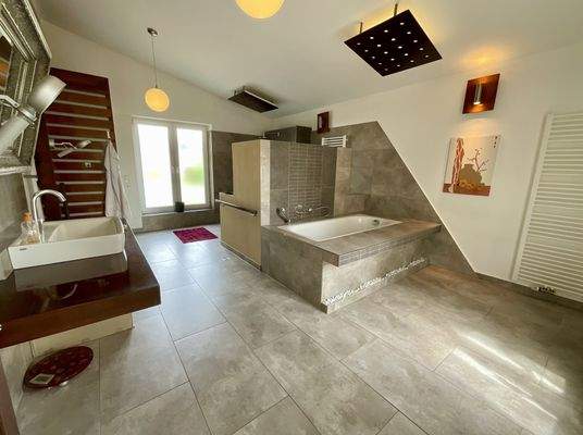 Badezimmer 2 im EG