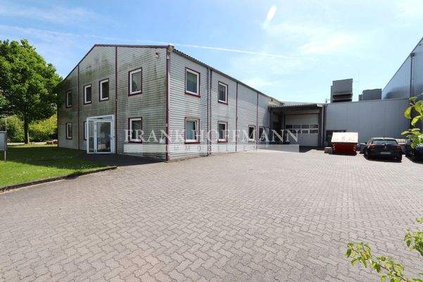 V9809 Außenansicht 2