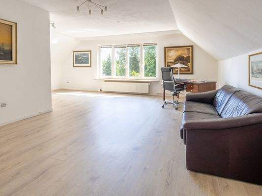 Zimmer im Dachgeschoss 