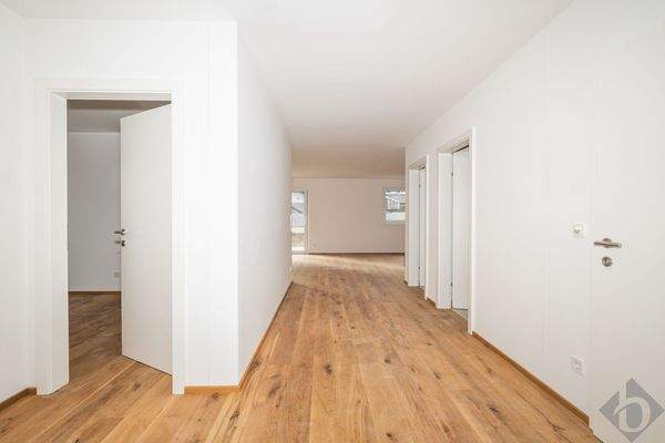 XXL Eingangsbereich Gartenwohnung A2