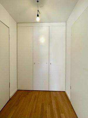 Diele mit Einbauschränke