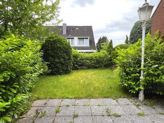 Terrasse mit Garten