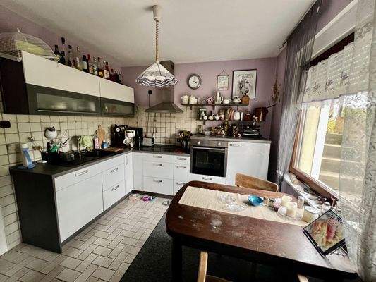 3. Zimmer (zT als Küche genutzt) (KG)