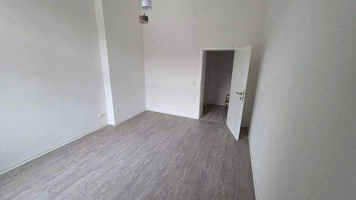 Schlafzimmer Bild 2.jpg