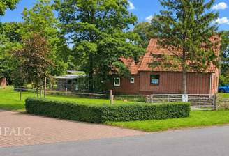 Seitenansicht des Hauses