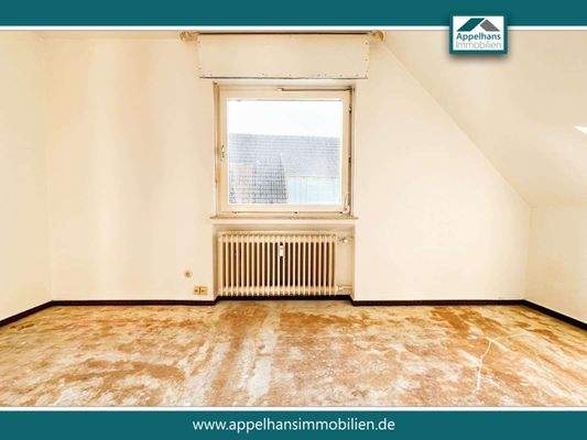 Schlafzimmer DG (Einheit Rechts)