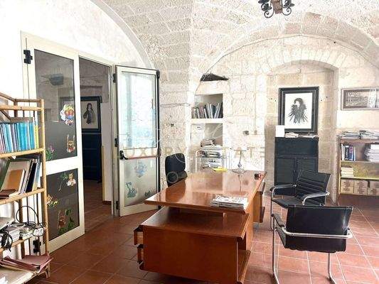 restaurierter antiker Palazzo in Ostuni