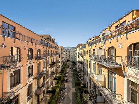 Ausblick auf den Innenhof 