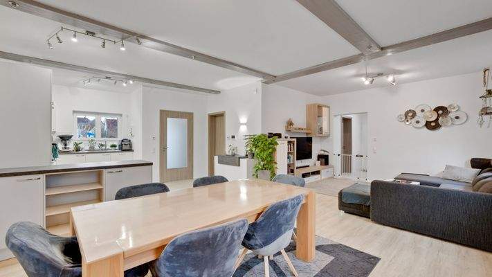 EG - Wohn-/Esszimmer 