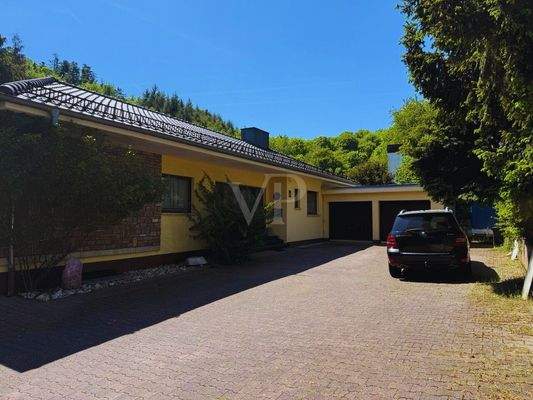 Aussenansicht im Sommer