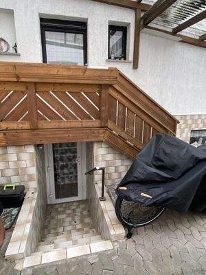 Türen Haupteingang und Keller