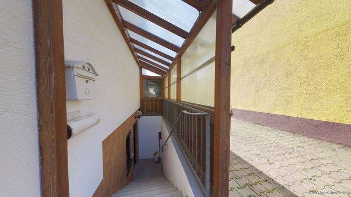 Hier geht es in die Einliegerwohnung