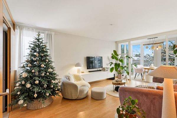 2.OG Links Wohnzimmer 