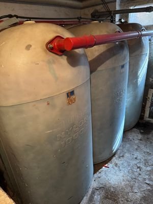 Heizöltanks im Keller