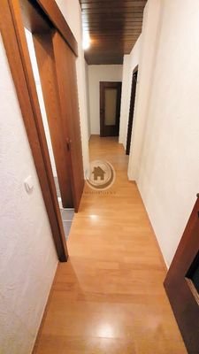 Flur - Bild 1