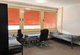 WG Zimmer Monteurzimmer Stuttgart Hedelfingen Nähe Mercedes Zeitwohnen 2.jpeg