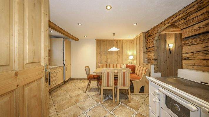 KITZIMMO-Historischen Anwesen mit 3.800 m² Grund in Ruhelage - Immobilien Jochberg.