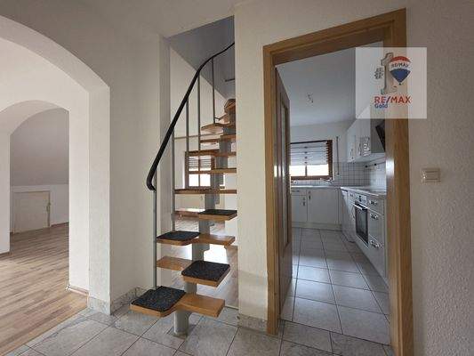 Flur-Wohn- u. Essbereich