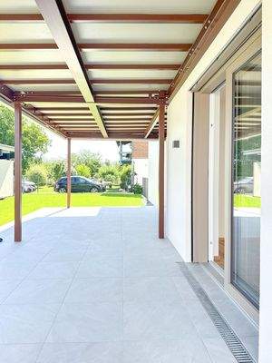 Überdachte Terrasse