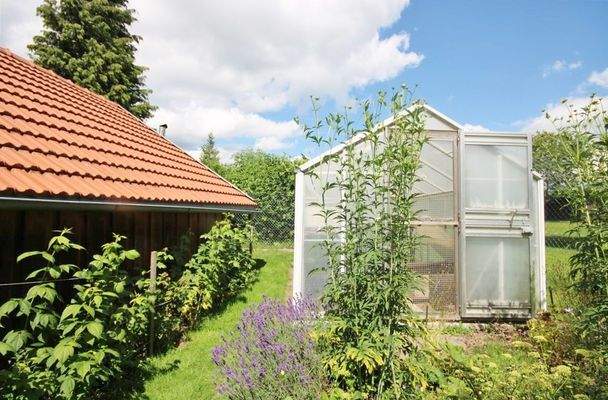Gartenhaus mit Gewächshaus