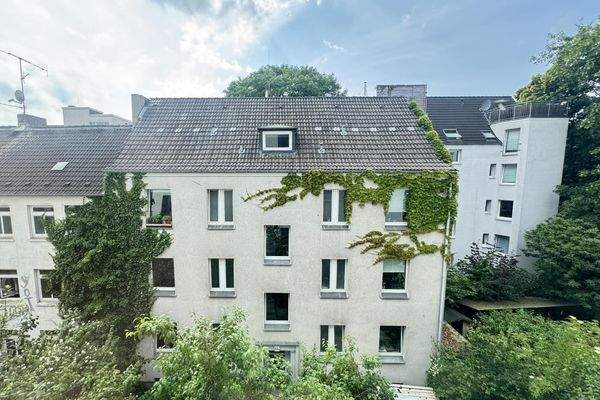 Frontansicht hinteres Wohnhaus